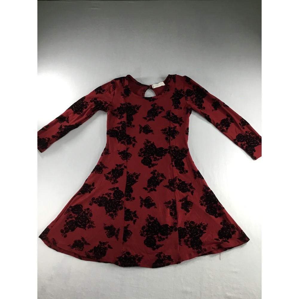 Planet Gold S Dress Floral Burgundy Black Velvet Skater
Style Cottage Stretchy